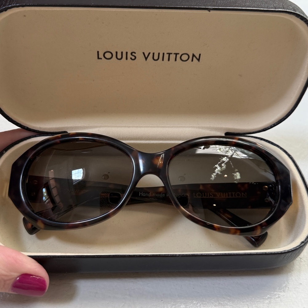 Louis Vuitton Tortoise Shell Sunglasses